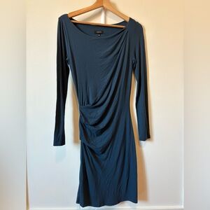 Elegant Blue Long-Sleeve Dress